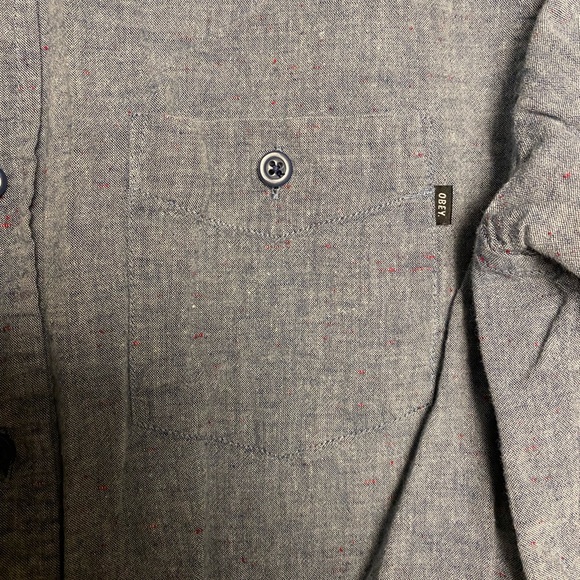 Obey Chambray Button up shirt Sz S - Picture 4 of 4